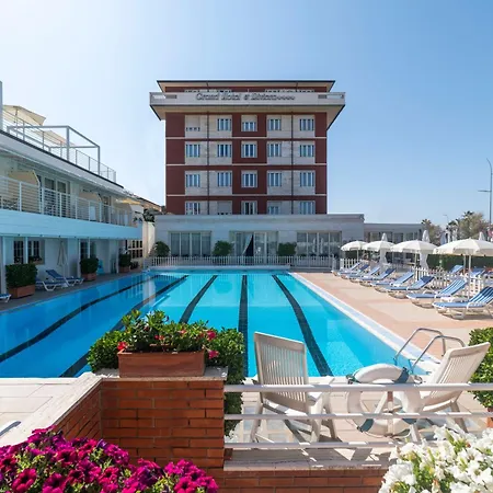 Grand & Riviera Hotel Lido di Camaiore