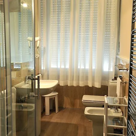 Hotel Grand & Riviera 4*