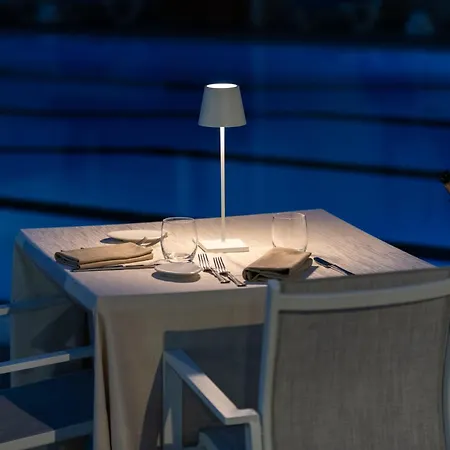 Grand & Riviera Hotel