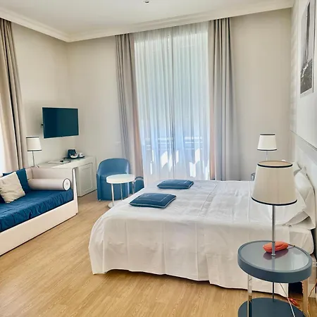 Grand & Riviera فندق ليدو دي كامايوري