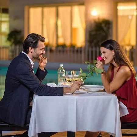 Grand & Riviera 4*