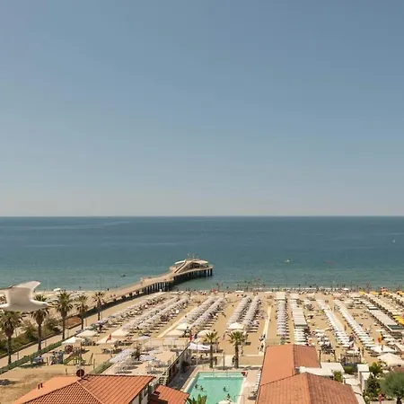 Grand & Riviera 4*