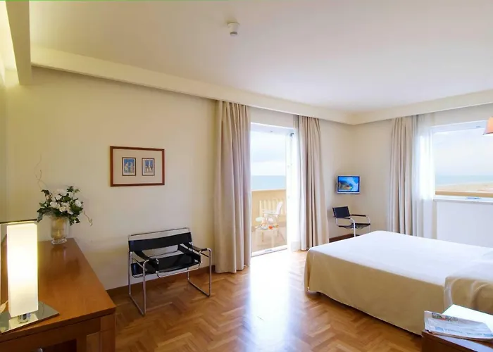 Grand & Riviera 4*